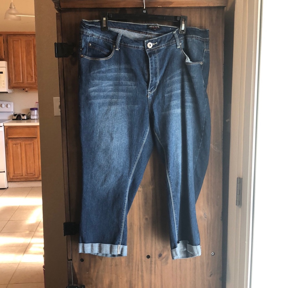 Capris